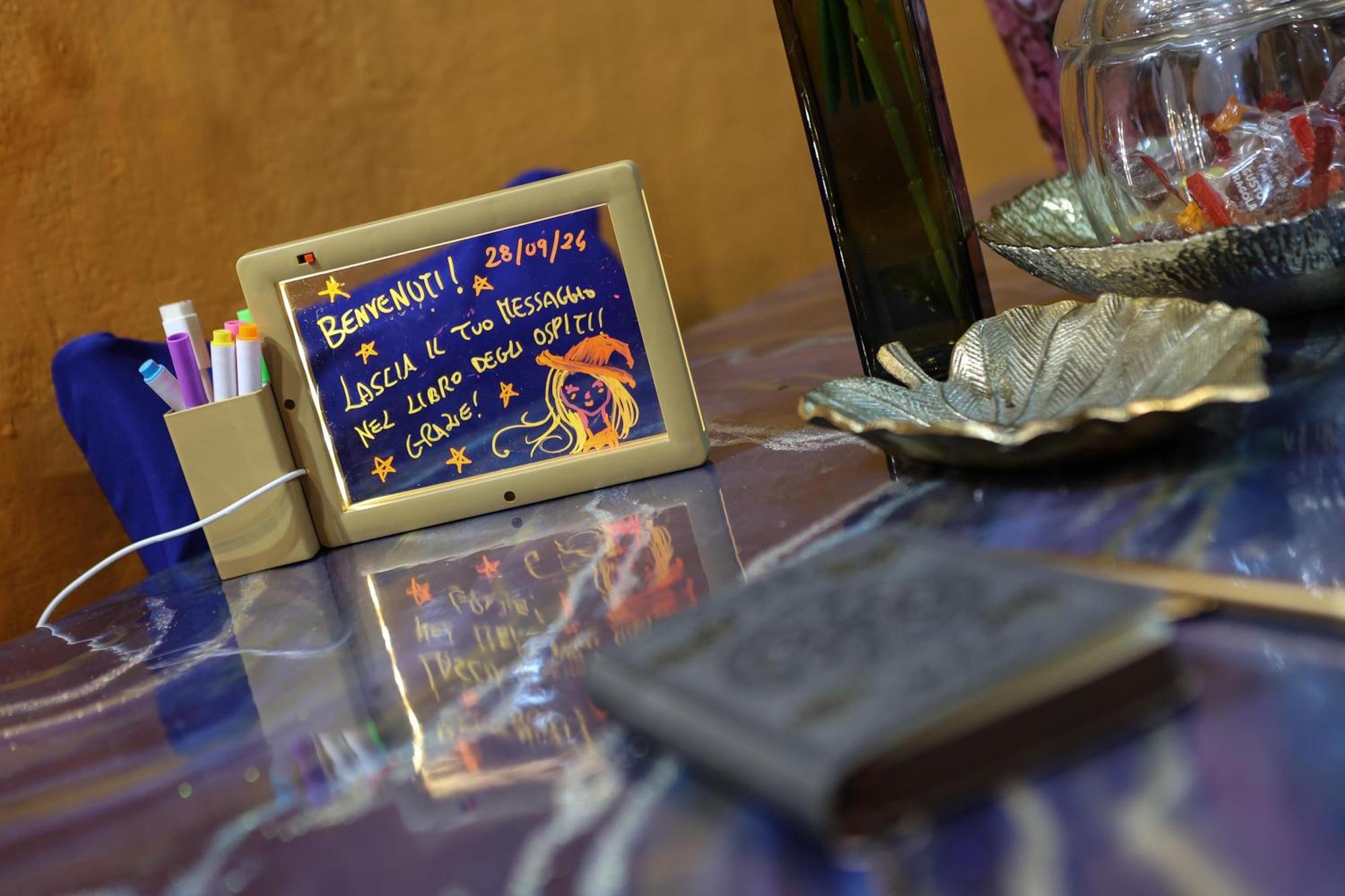 La Casa Di Strega Euphoria - Casa Vacanza Tra Arte E Magia Витербо Экстерьер фото