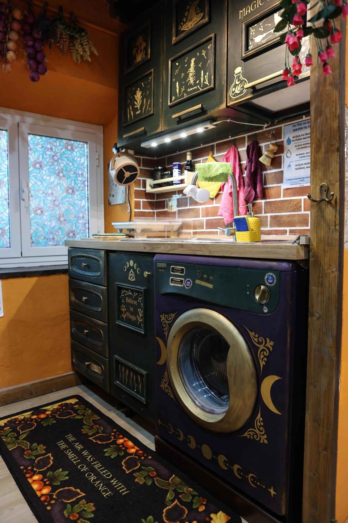 La Casa Di Strega Euphoria - Casa Vacanza Tra Arte E Magia Витербо Экстерьер фото