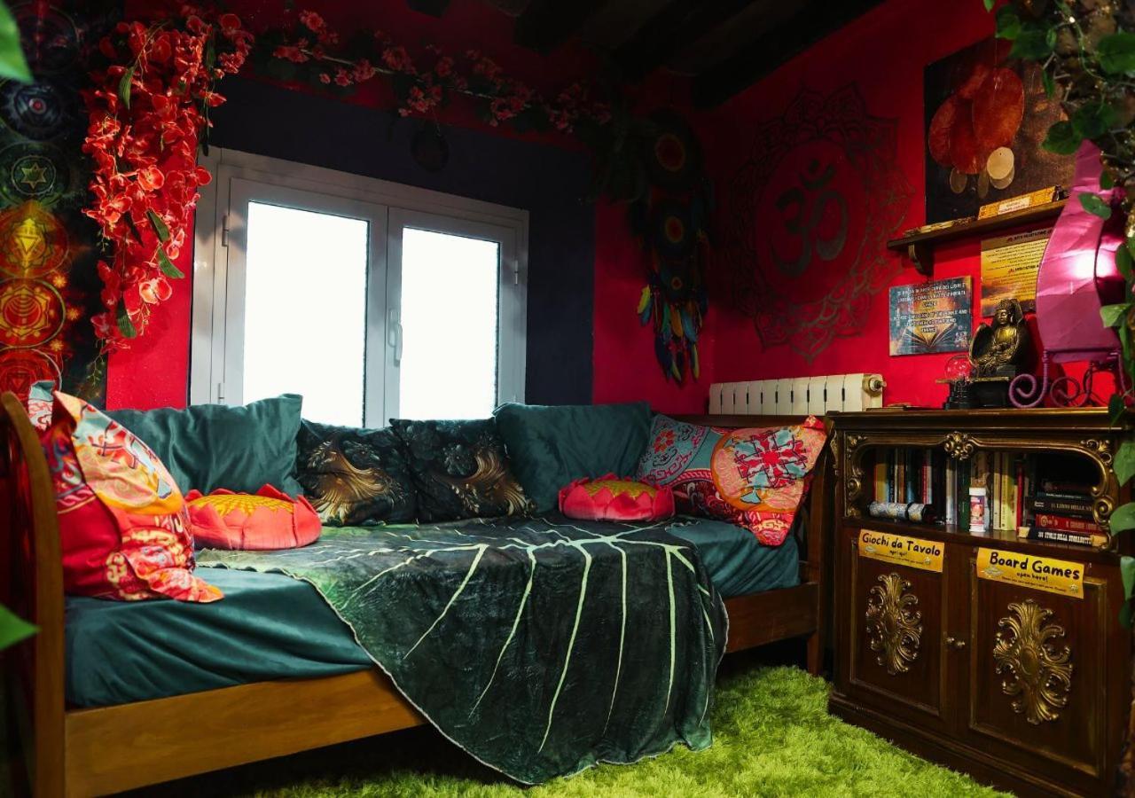 La Casa Di Strega Euphoria - Casa Vacanza Tra Arte E Magia Витербо Экстерьер фото